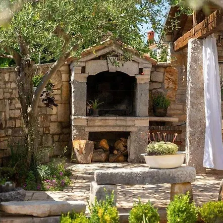 Villa Casa Celeste With Pool