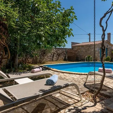 Casa Celeste With Pool Vosteni