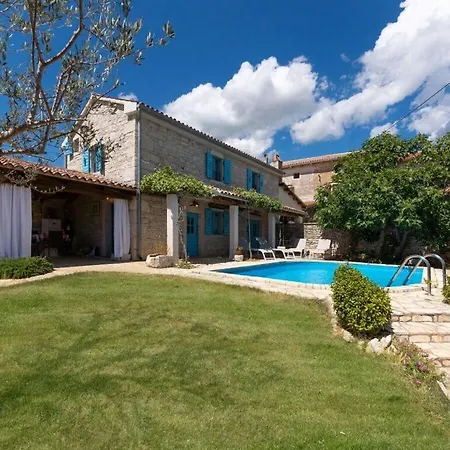 Casa Celeste With Pool Villa Vošteni
