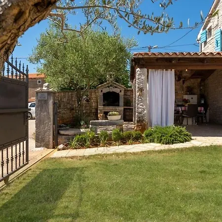 Casa Celeste With Pool * Vošteni